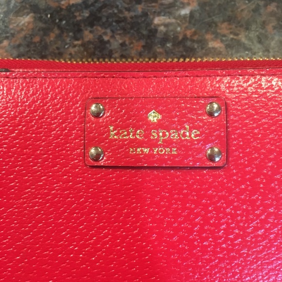 Red leather Kate Spade Layton wallet wristlet - Picture 2 of 4